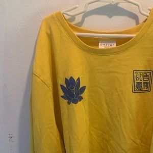 empyre women long sleeve very slightly used :)